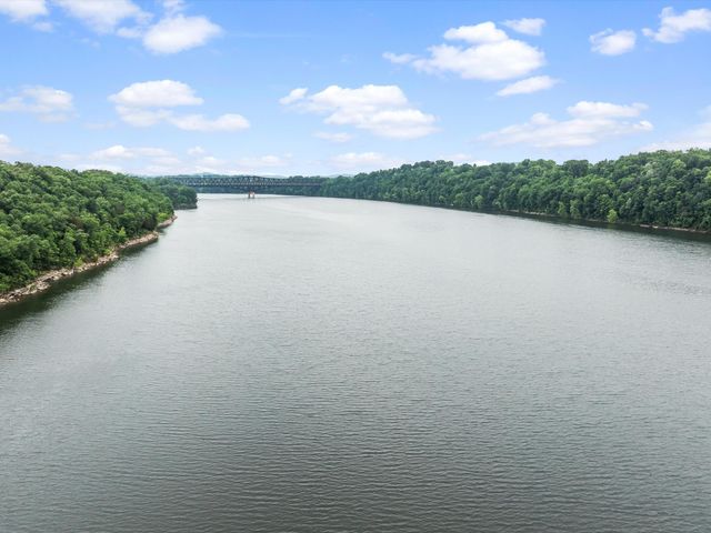 389 Lakeview Drive, Somerset, KY 42503