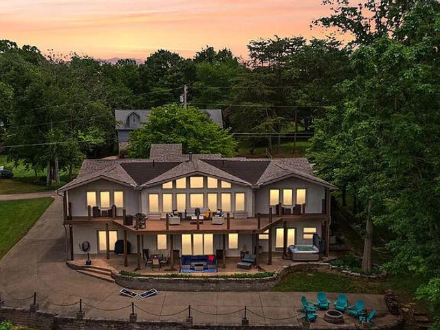 389 Lakeview Drive, Somerset, KY 42503