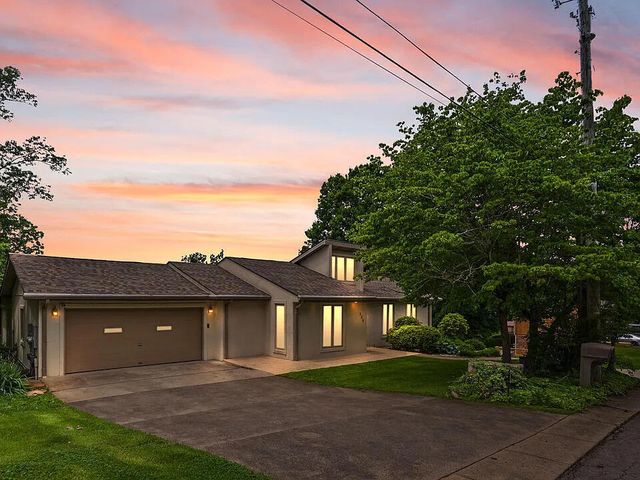 389 Lakeview Drive, Somerset, KY 42503