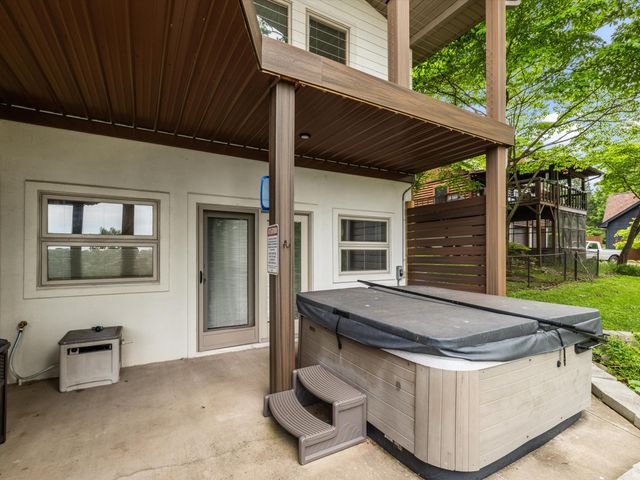 389 Lakeview Drive, Somerset, KY 42503