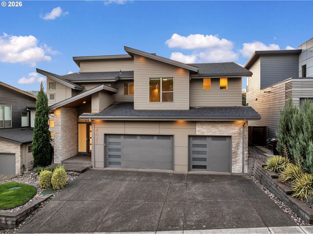 4645 N ADAMS St, Camas, WA 98607