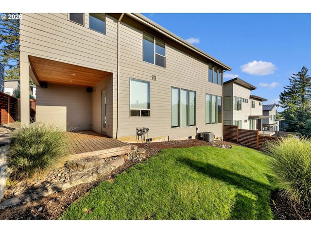 4645 N ADAMS St, Camas, WA 98607