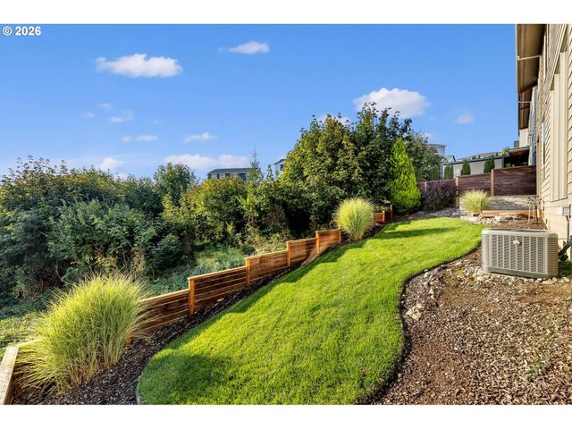 4645 N ADAMS St, Camas, WA 98607