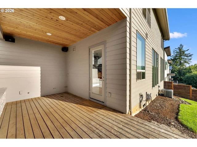 4645 N ADAMS St, Camas, WA 98607