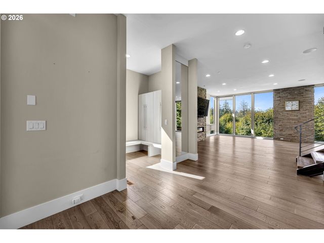 4645 N ADAMS St, Camas, WA 98607