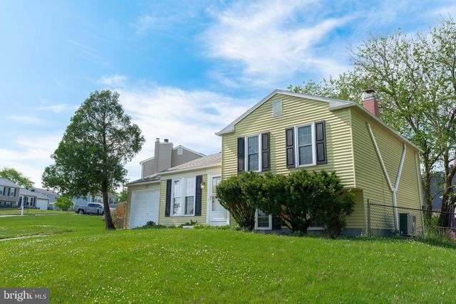 1504 RIDGEVIEW LN, Harrisburg, PA 17110