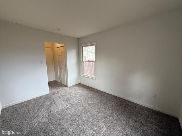 227 BEND FARM RD, Fredericksburg, VA 22408