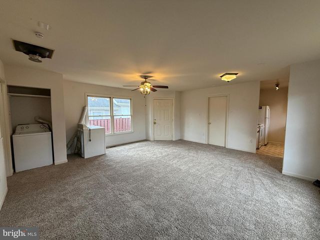 227 BEND FARM RD, Fredericksburg, VA 22408