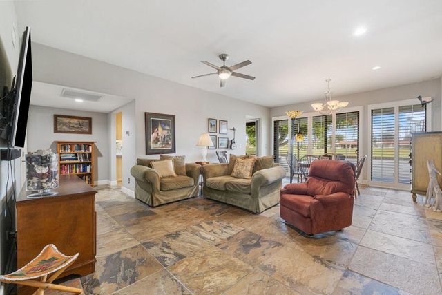 44 San Sebastian Drive, Rancho Mirage, CA 92270