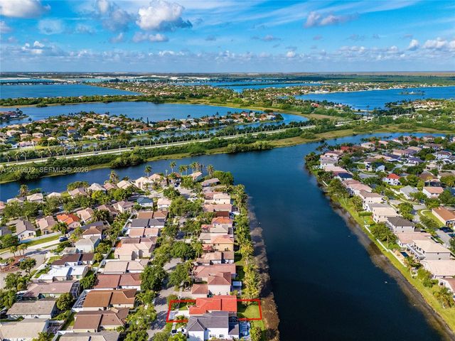 17992 SW 29th Ln, Miramar, FL 33029