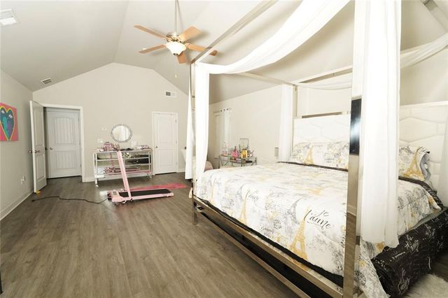 5248 Halcyon Court, Morrow, GA 30260
