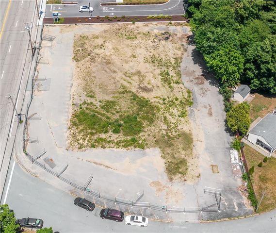 1234 Oaklawn Avenue, Cranston, RI 02920