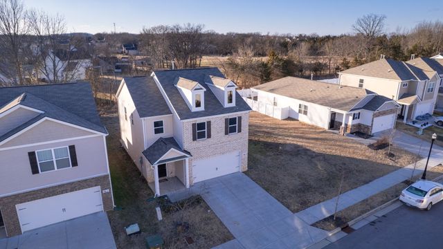 7613 Gunners Landing Dr, Antioch, TN 37013