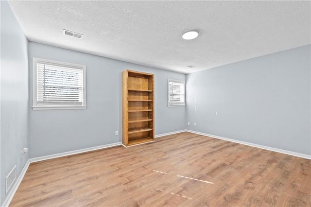 411 E 120th Street, Kansas City, MO 64145