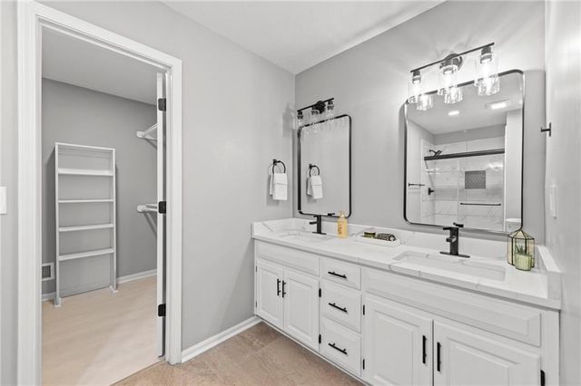 411 E 120th Street, Kansas City, MO 64145