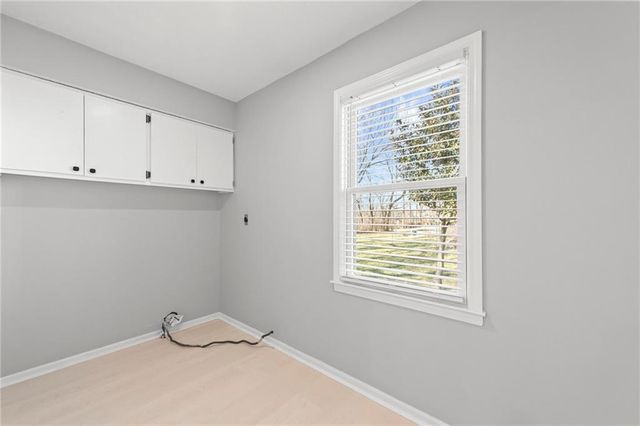 411 E 120th Street, Kansas City, MO 64145