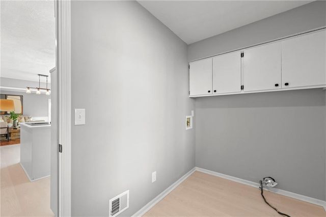 411 E 120th Street, Kansas City, MO 64145