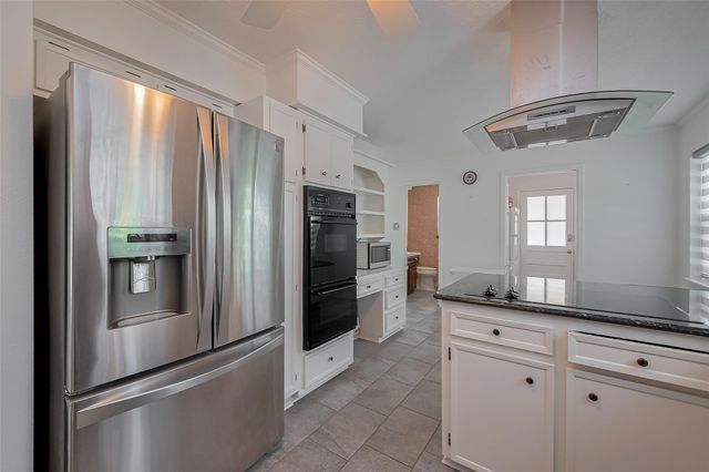 14626 Ravenhurst Lane, Houston, TX 77070