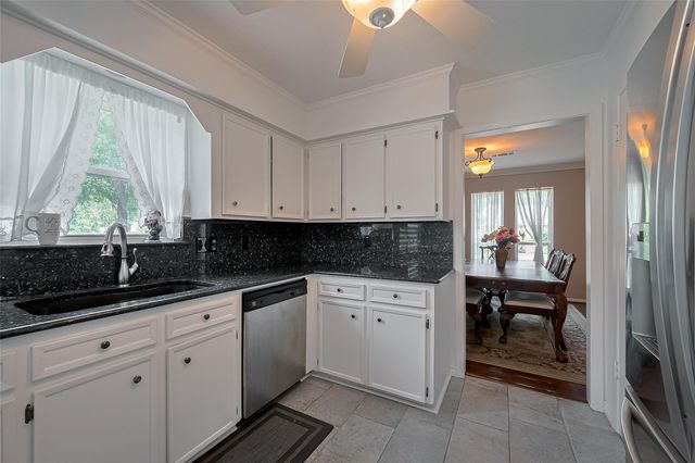 14626 Ravenhurst Lane, Houston, TX 77070