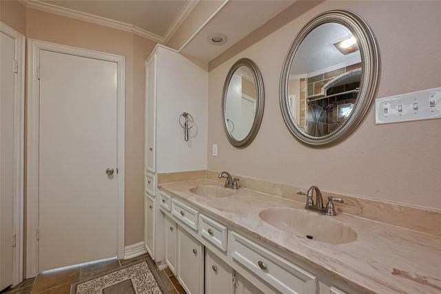 14626 Ravenhurst Lane, Houston, TX 77070