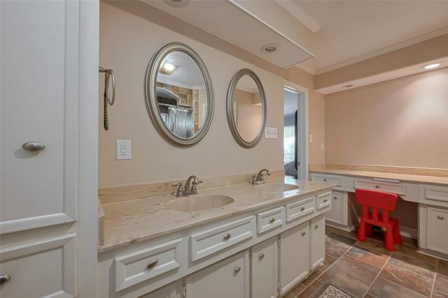 14626 Ravenhurst Lane, Houston, TX 77070