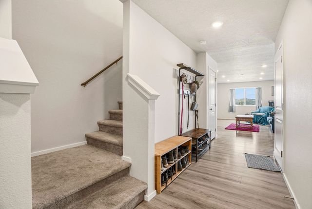 4464 W Bedford Ave, Spokane, WA 99208