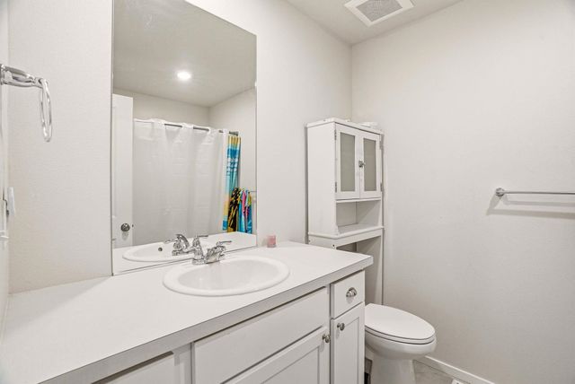 4464 W Bedford Ave, Spokane, WA 99208