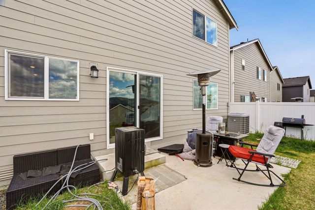 4464 W Bedford Ave, Spokane, WA 99208