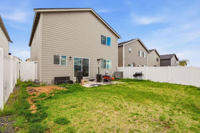 4464 W Bedford Ave, Spokane, WA 99208