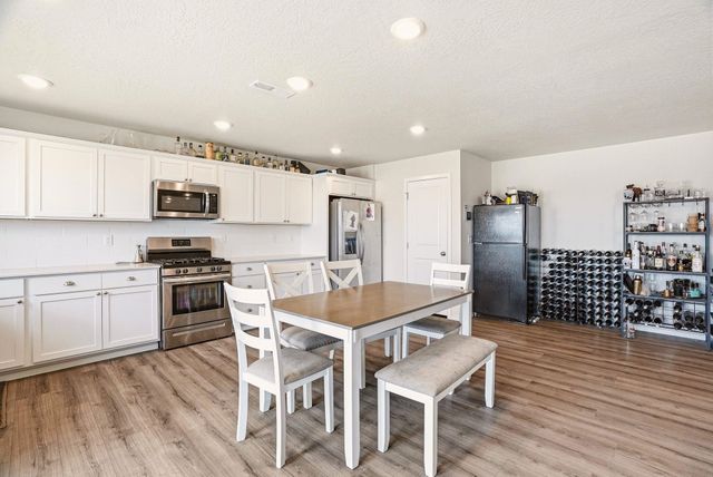 4464 W Bedford Ave, Spokane, WA 99208