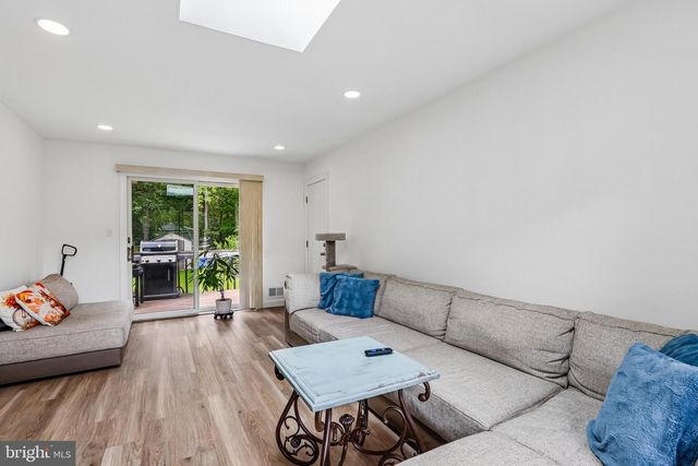 441 E BIRD VILLAGE RD, Jackson, NJ 08527