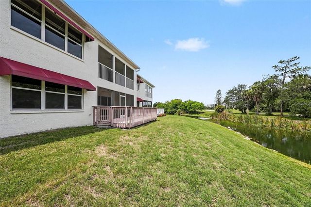 1400 WATER VIEW DRIVE W 102, Largo, FL 33771