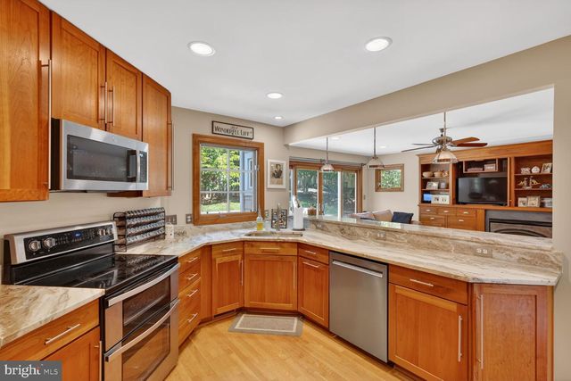 4837 1ST ST S, Arlington, VA 22204