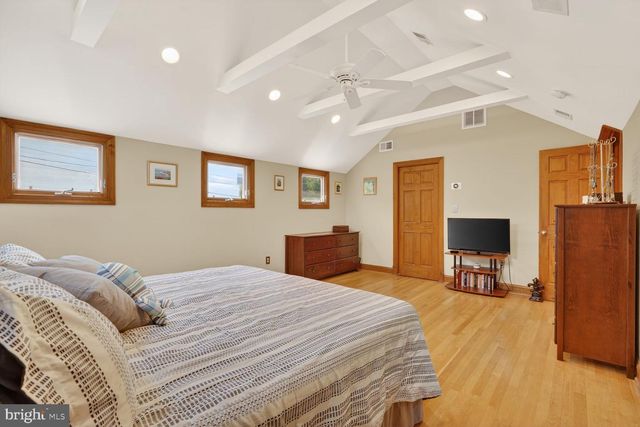 4837 1ST ST S, Arlington, VA 22204