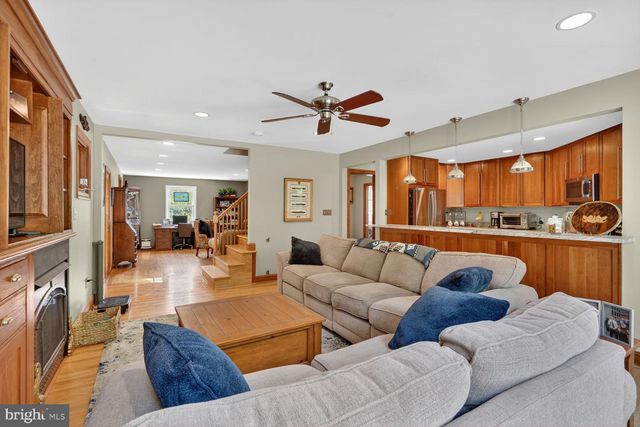 4837 1ST ST S, Arlington, VA 22204