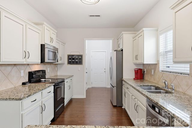 8411 Washoe Pine Lane, Charlotte, NC 28215