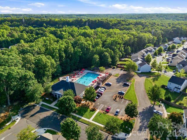 8411 Washoe Pine Lane, Charlotte, NC 28215