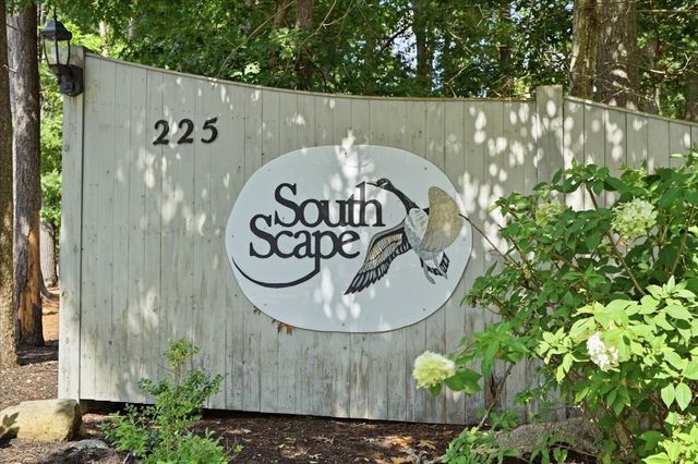 225 Lincoln St G4, Duxbury, MA 02332