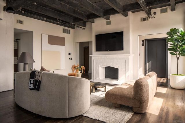 702 Ash Street 1400, San Diego, CA 92101