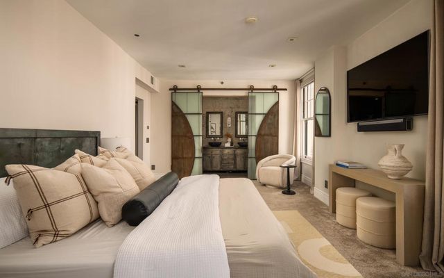 702 Ash Street 1400, San Diego, CA 92101