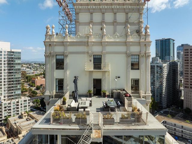 702 Ash Street 1400, San Diego, CA 92101