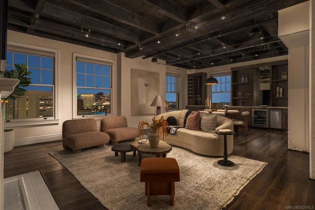 702 Ash Street 1400, San Diego, CA 92101