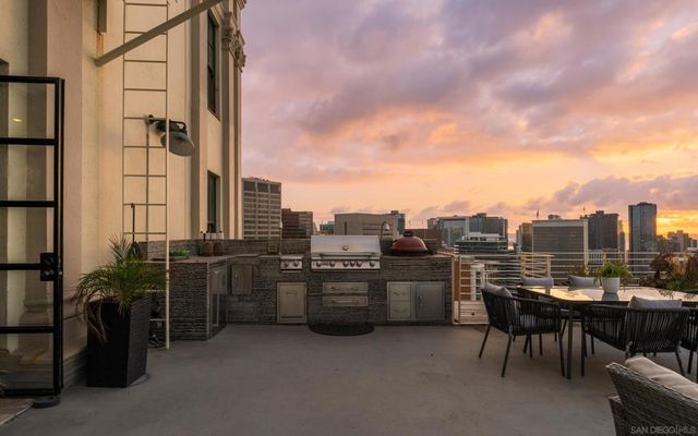 702 Ash Street 1400, San Diego, CA 92101