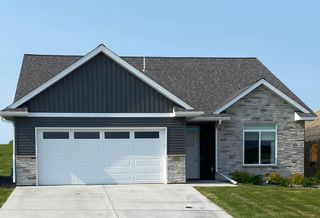 5376 Tee To Green Street, Saint Cloud, MN 56304