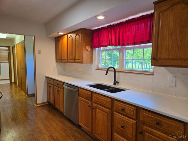 1537 Bardwell West Road, Williamsburg, OH 45176