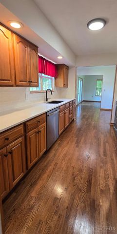 1537 Bardwell West Road, Williamsburg, OH 45176