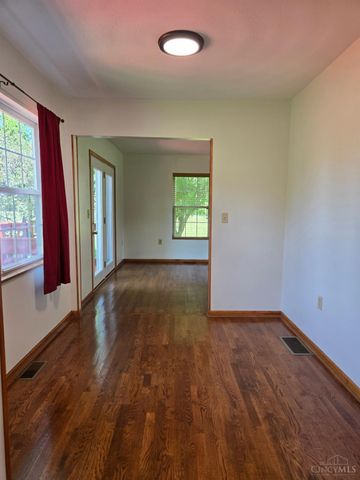 1537 Bardwell West Road, Williamsburg, OH 45176