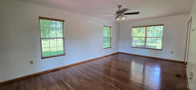 1537 Bardwell West Road, Williamsburg, OH 45176