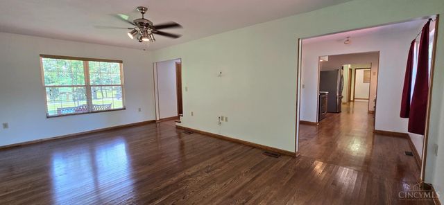 1537 Bardwell West Road, Williamsburg, OH 45176