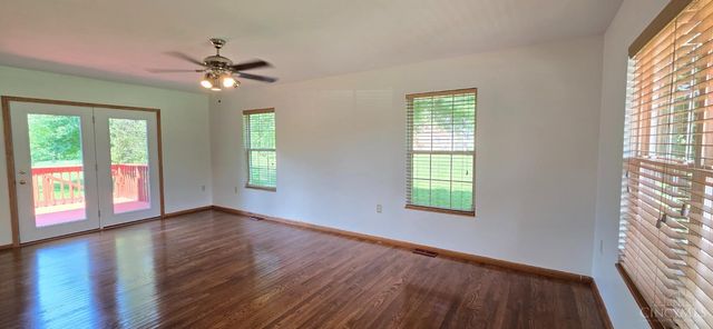 1537 Bardwell West Road, Williamsburg, OH 45176